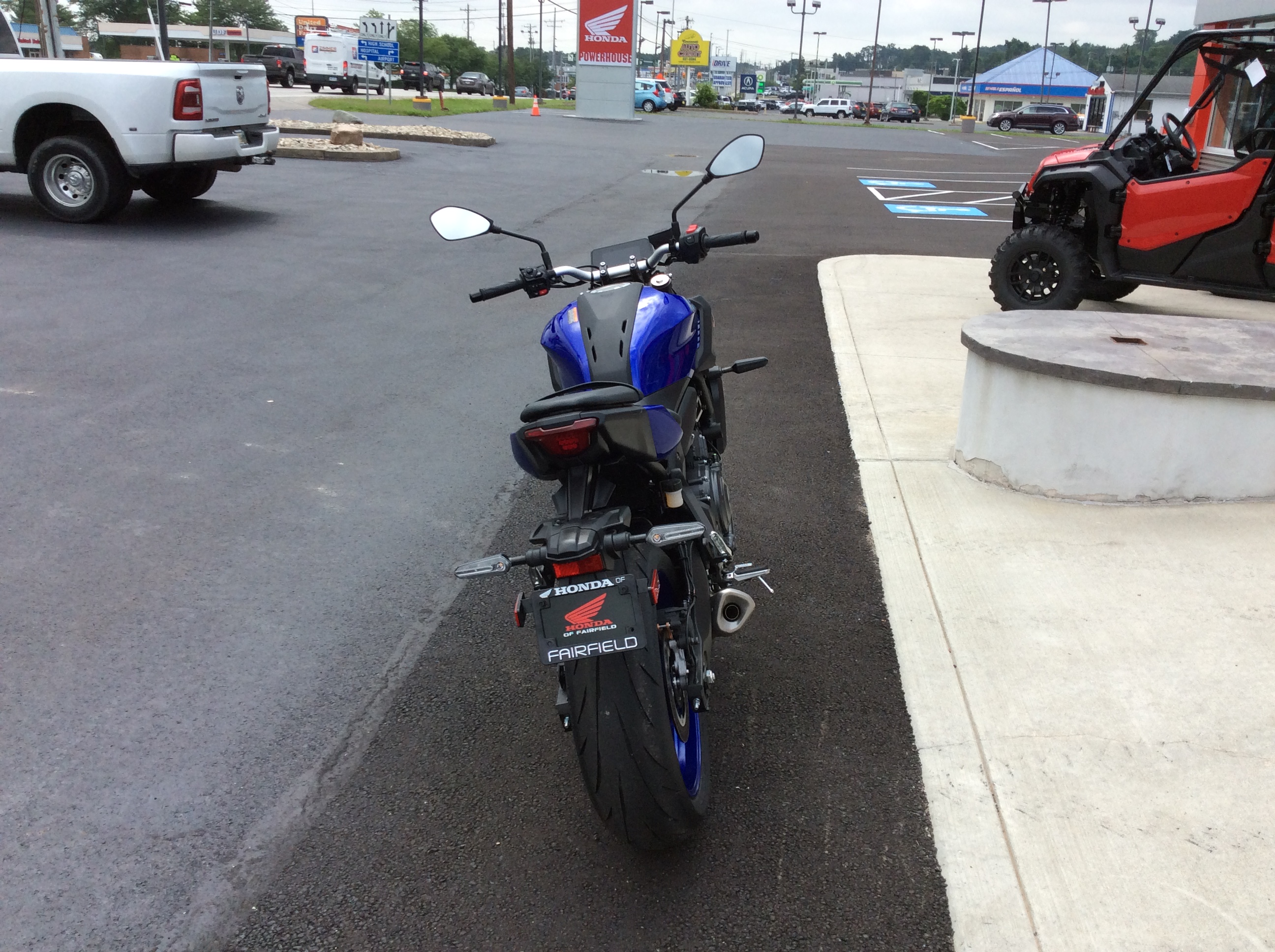 2025 Yamaha MT-07 - Photo 3